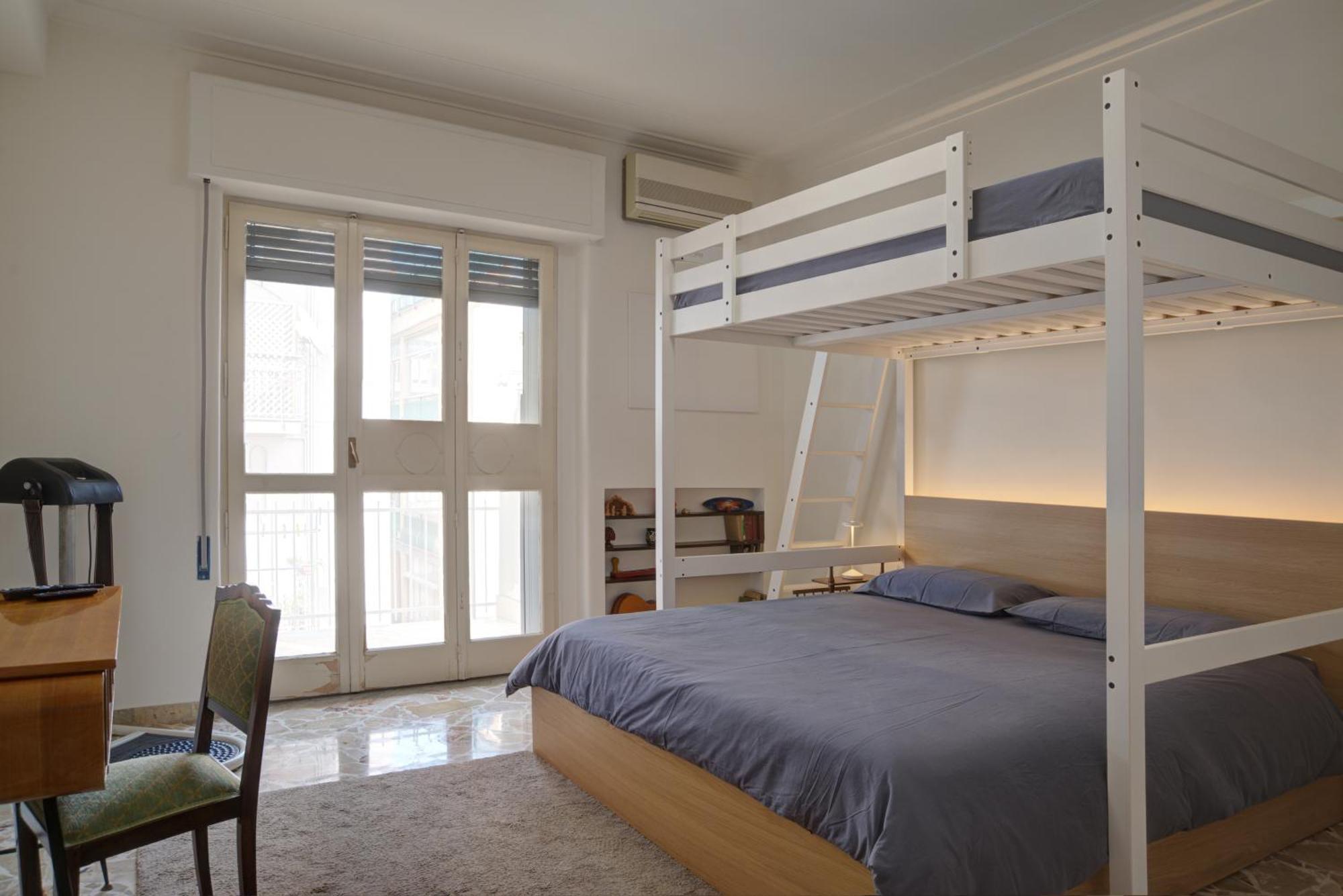 Top Floor Aparthotel Bentivoglio Catania Bagian luar foto