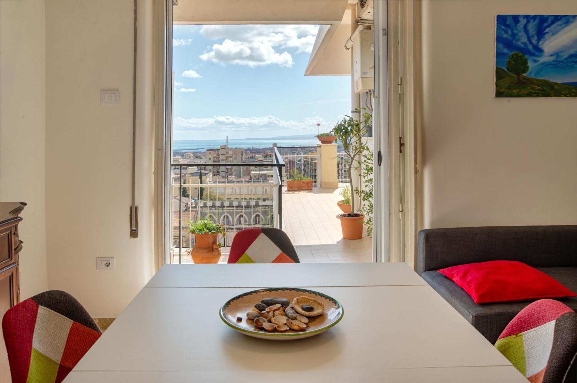 Top Floor Aparthotel Bentivoglio Catania Bagian luar foto