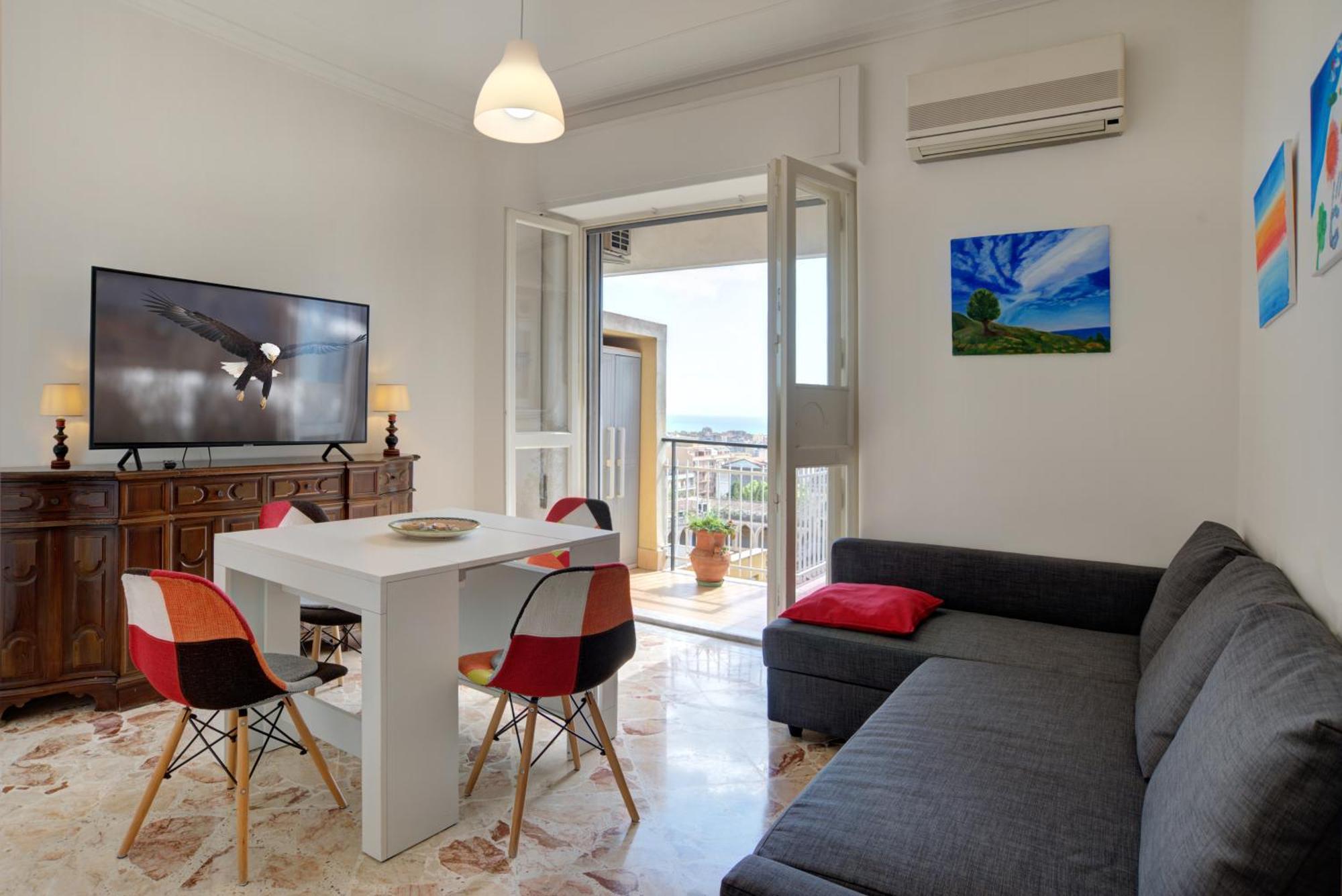 Top Floor Aparthotel Bentivoglio Catania Bagian luar foto